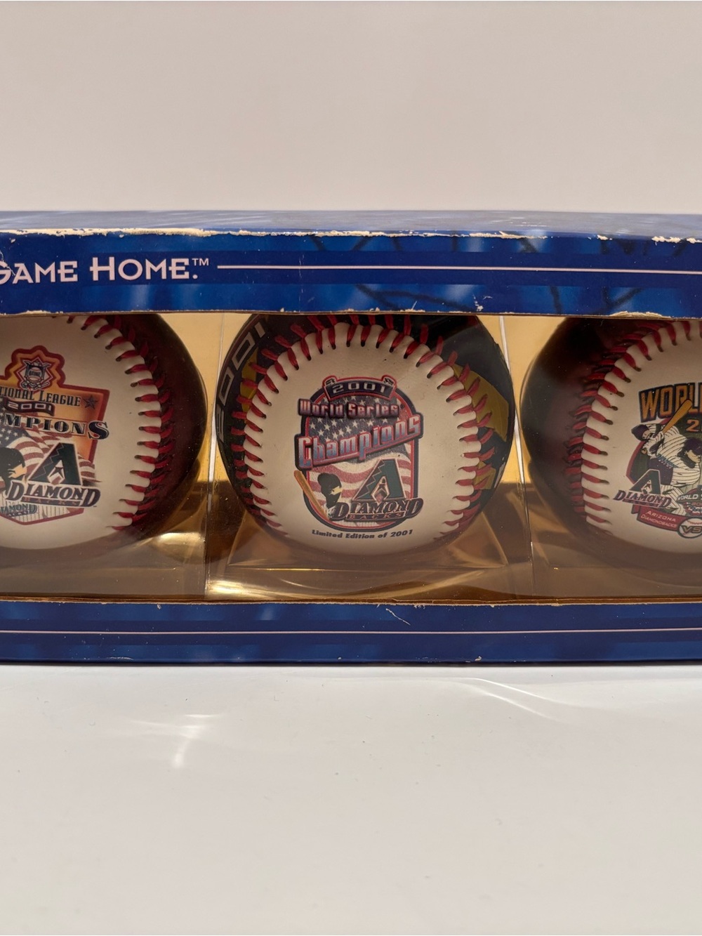 New 2001 Arizona Diamondbacks World Series Champs 3- Ball Baseball Set
